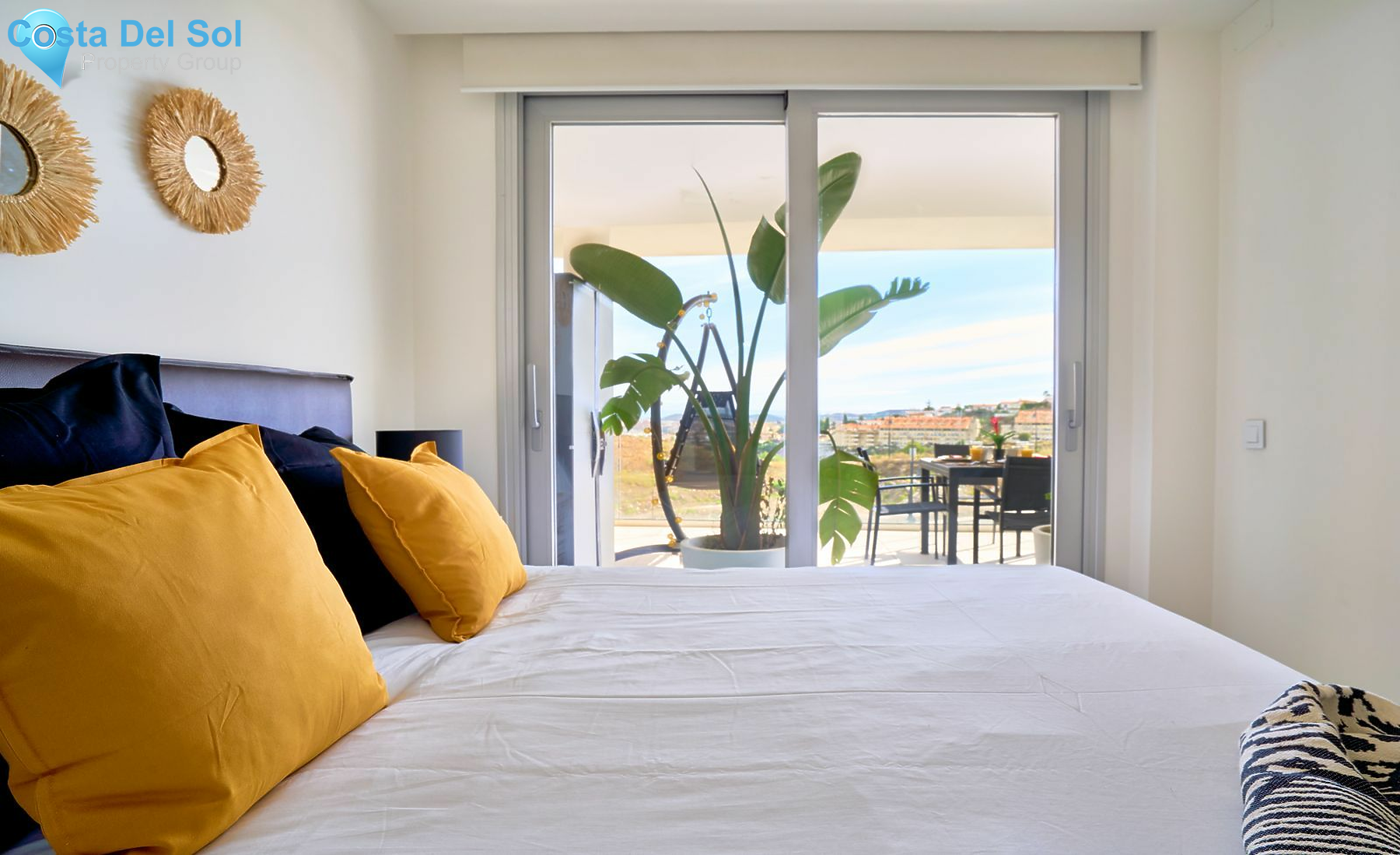 Middle Floor Apartment in Fuengirola-1430930