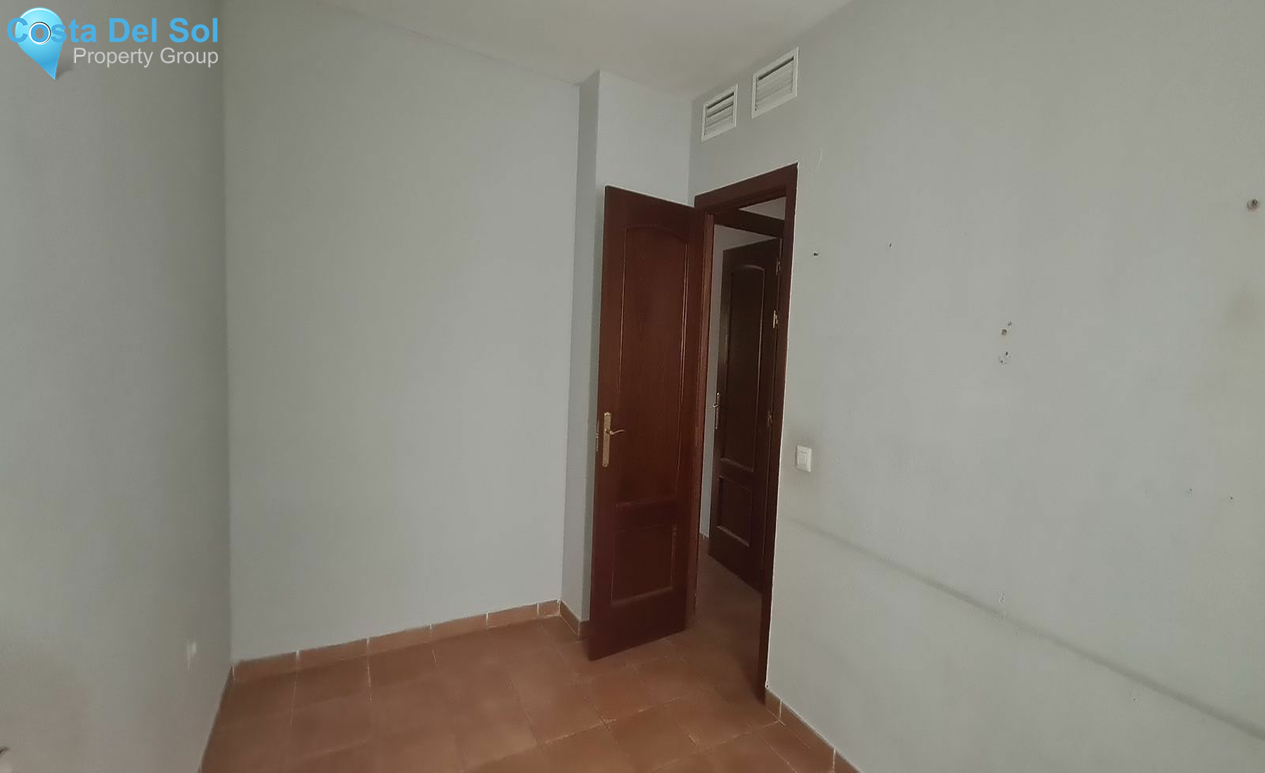 Middle Floor Apartment in Fuengirola-1450228
