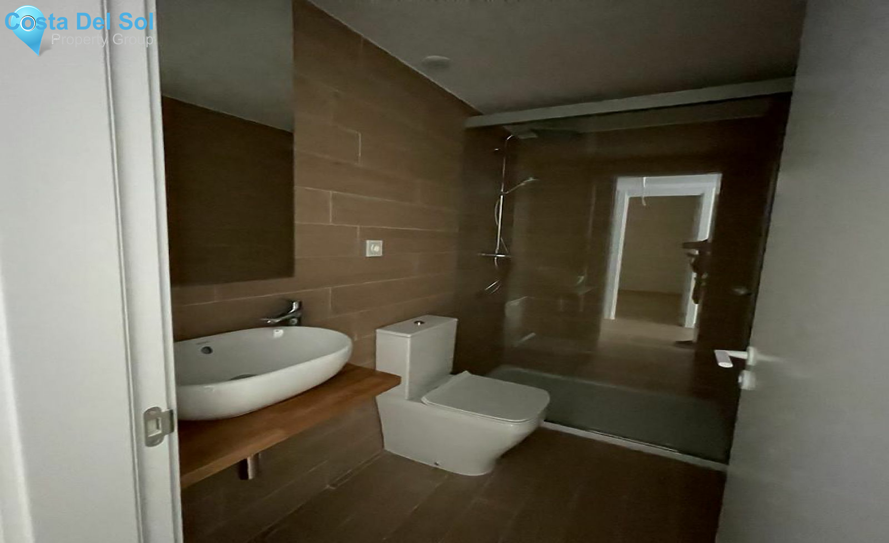 Middle Floor Apartment in Fuengirola-1472673