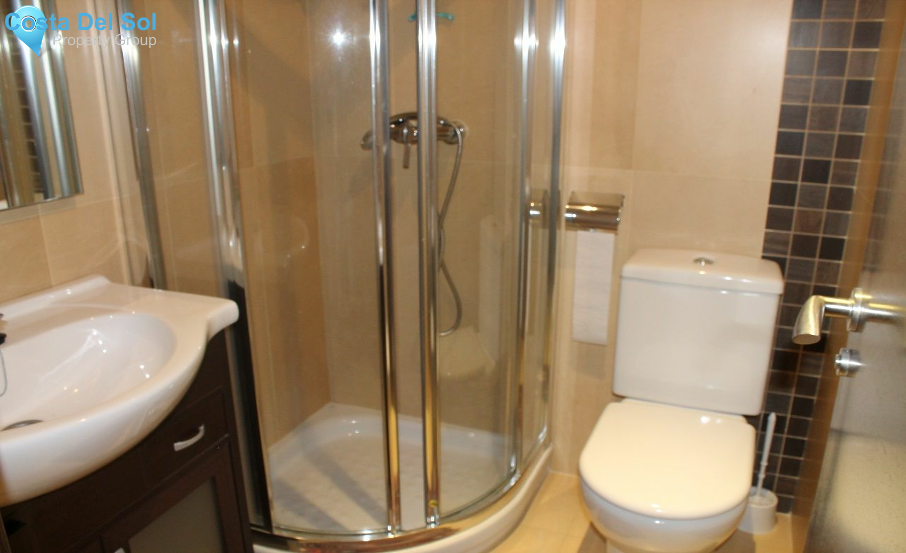Middle Floor Apartment in Fuengirola-1483757