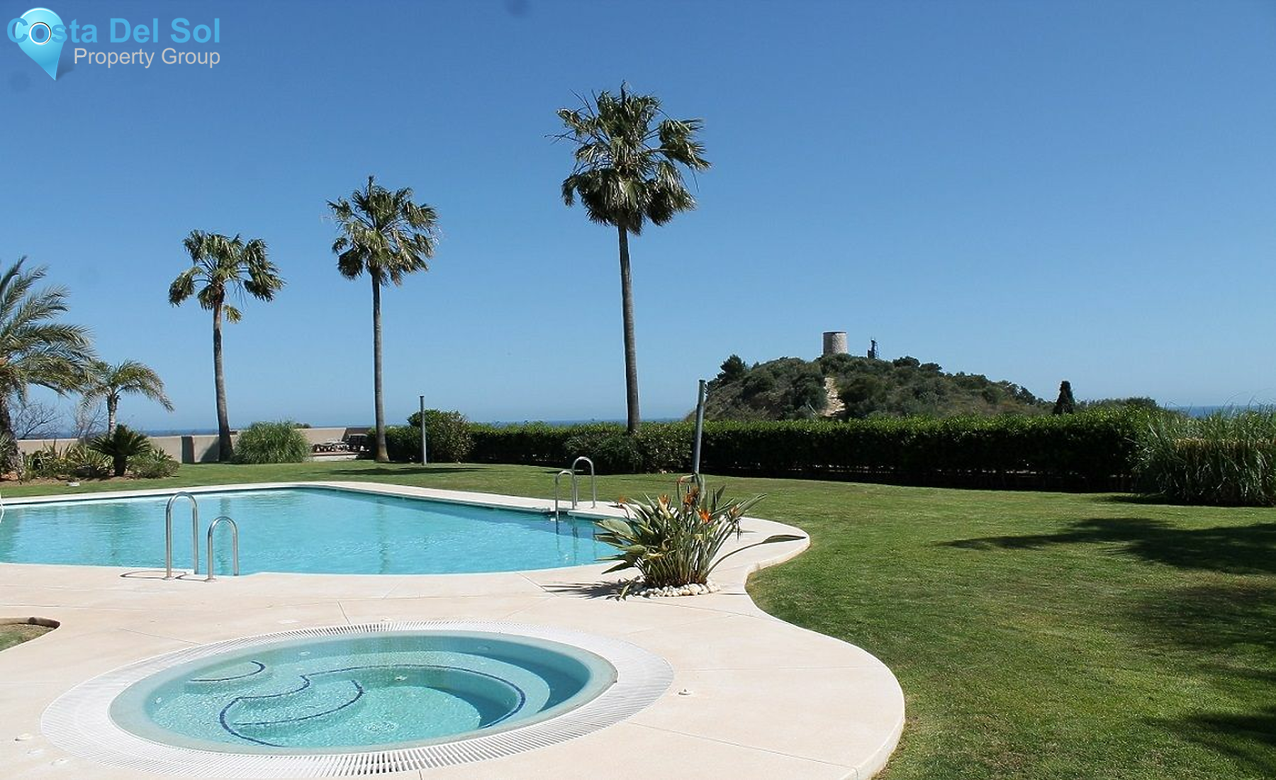 Middle Floor Apartment in Fuengirola-1483763