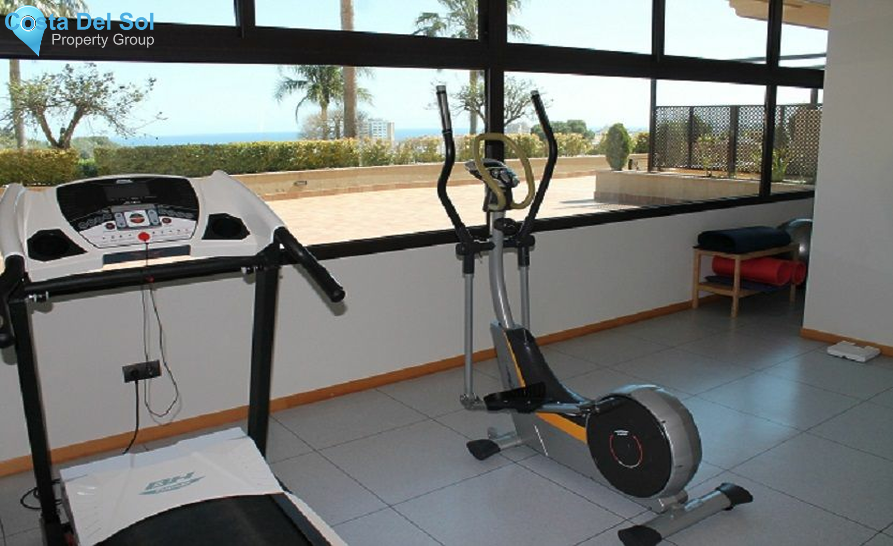 Middle Floor Apartment in Fuengirola-1483764