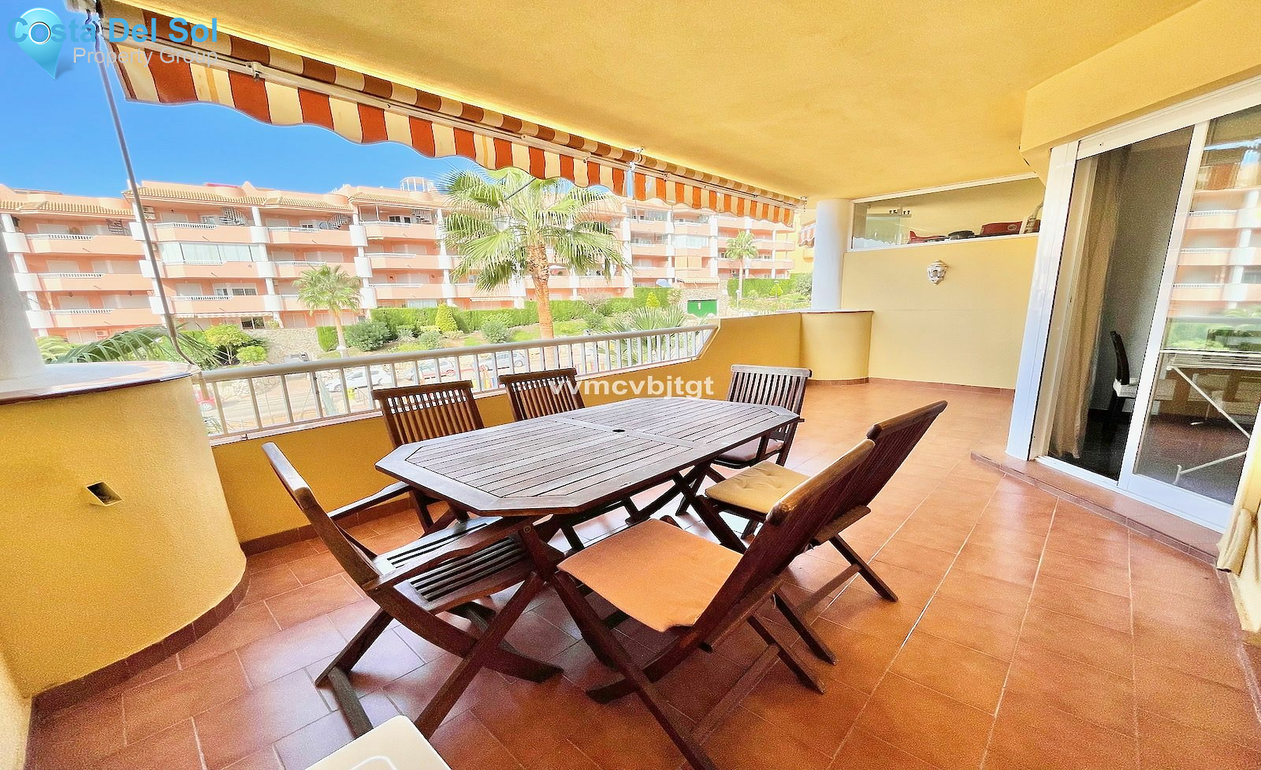 Middle Floor Apartment in Fuengirola-1496038