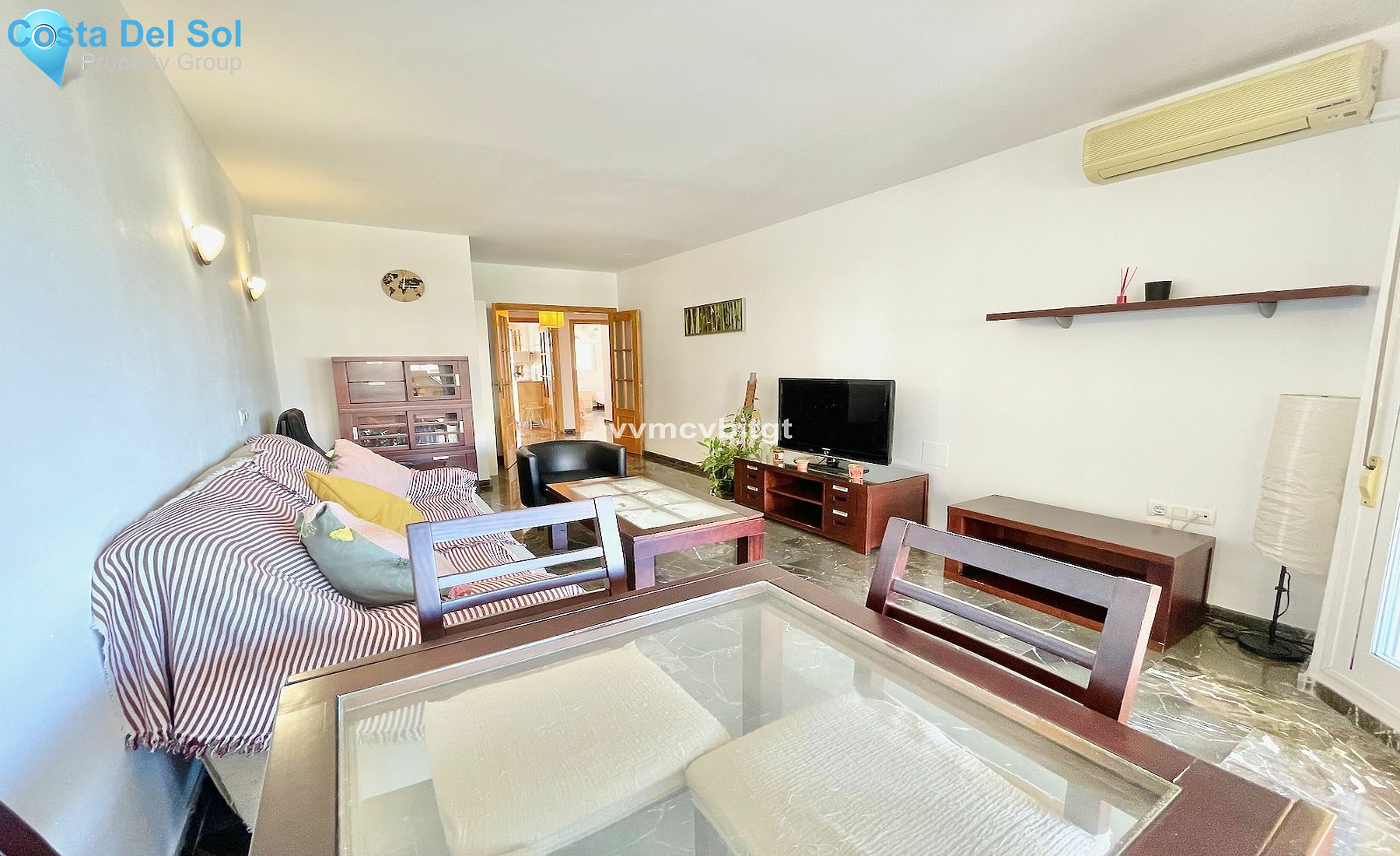 Middle Floor Apartment in Fuengirola-1496041