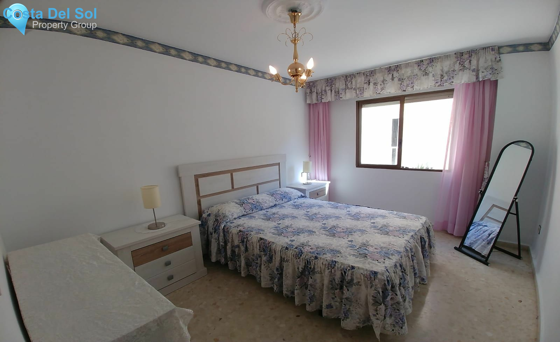 Middle Floor Apartment in Fuengirola-1516896