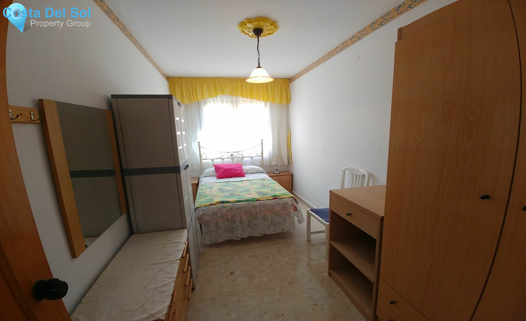 Middle Floor Apartment in Fuengirola-1516897