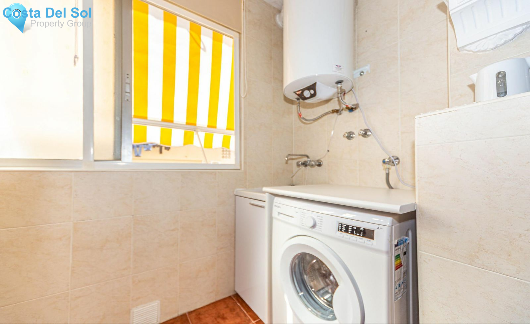 Middle Floor Apartment in Fuengirola-1517338