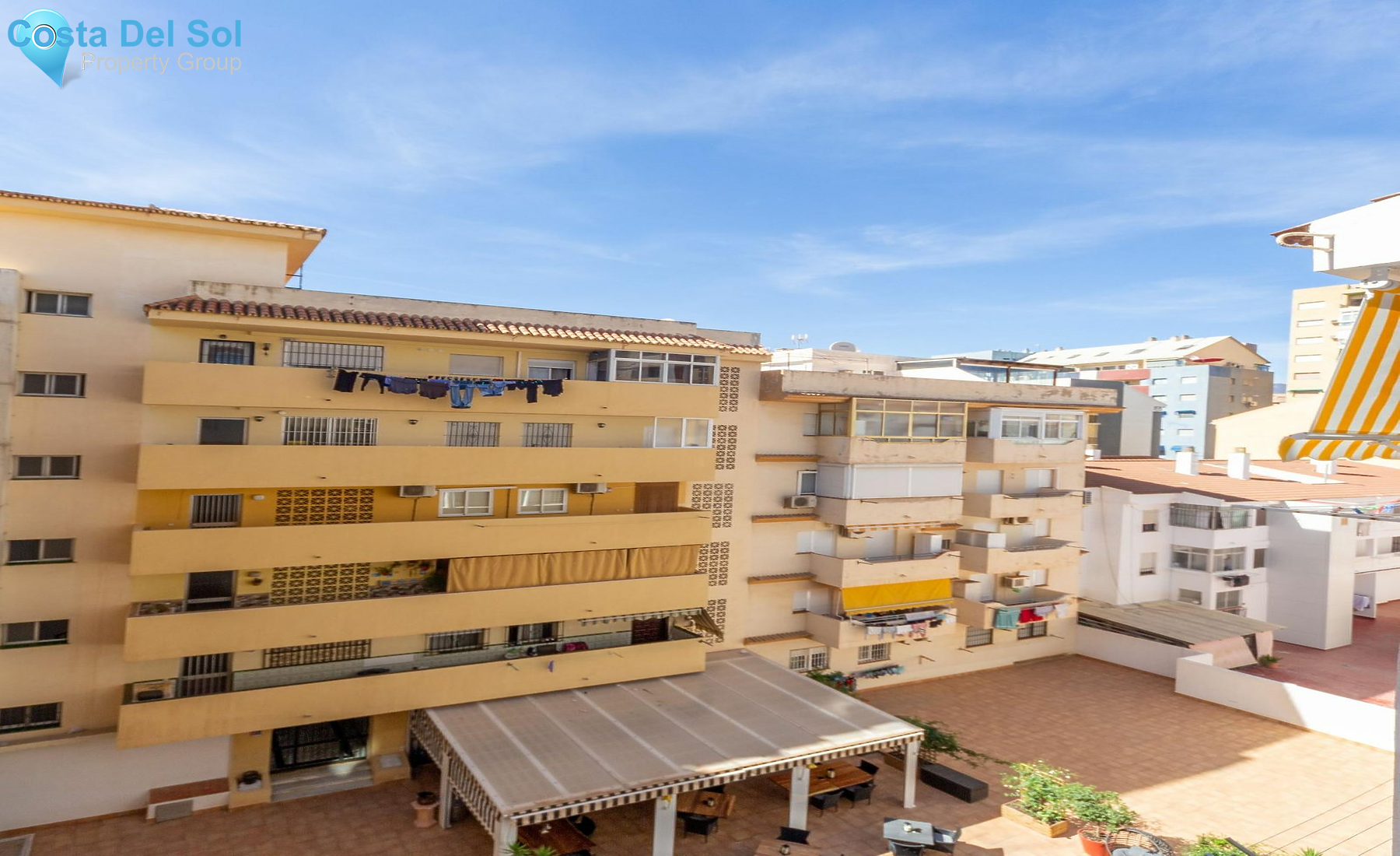 Middle Floor Apartment in Fuengirola-1517346