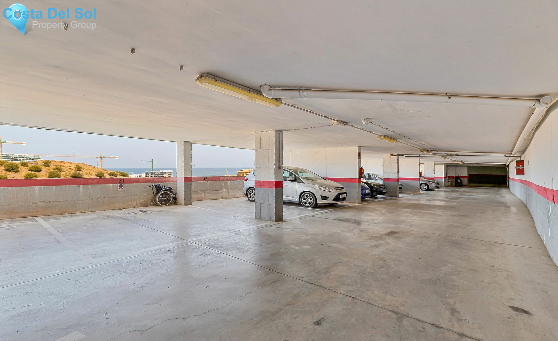 Middle Floor Apartment in Fuengirola-1518020