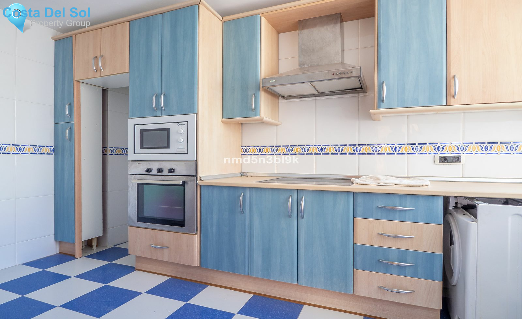 Middle Floor Apartment in Fuengirola-1529734