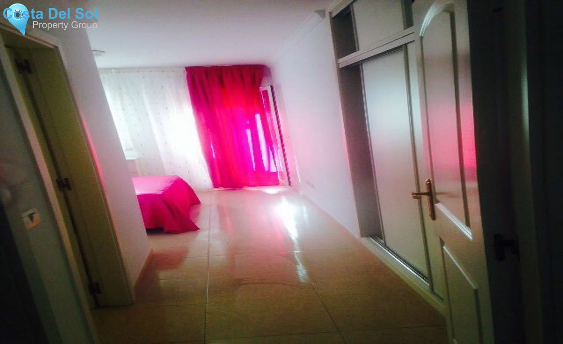 Middle Floor Apartment in Fuengirola-1552781
