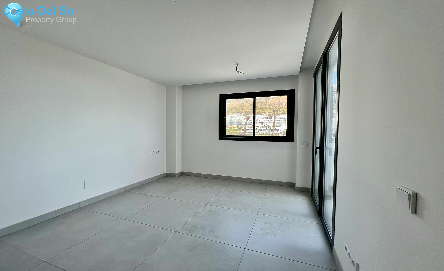 Middle Floor Apartment in Fuengirola-1553944