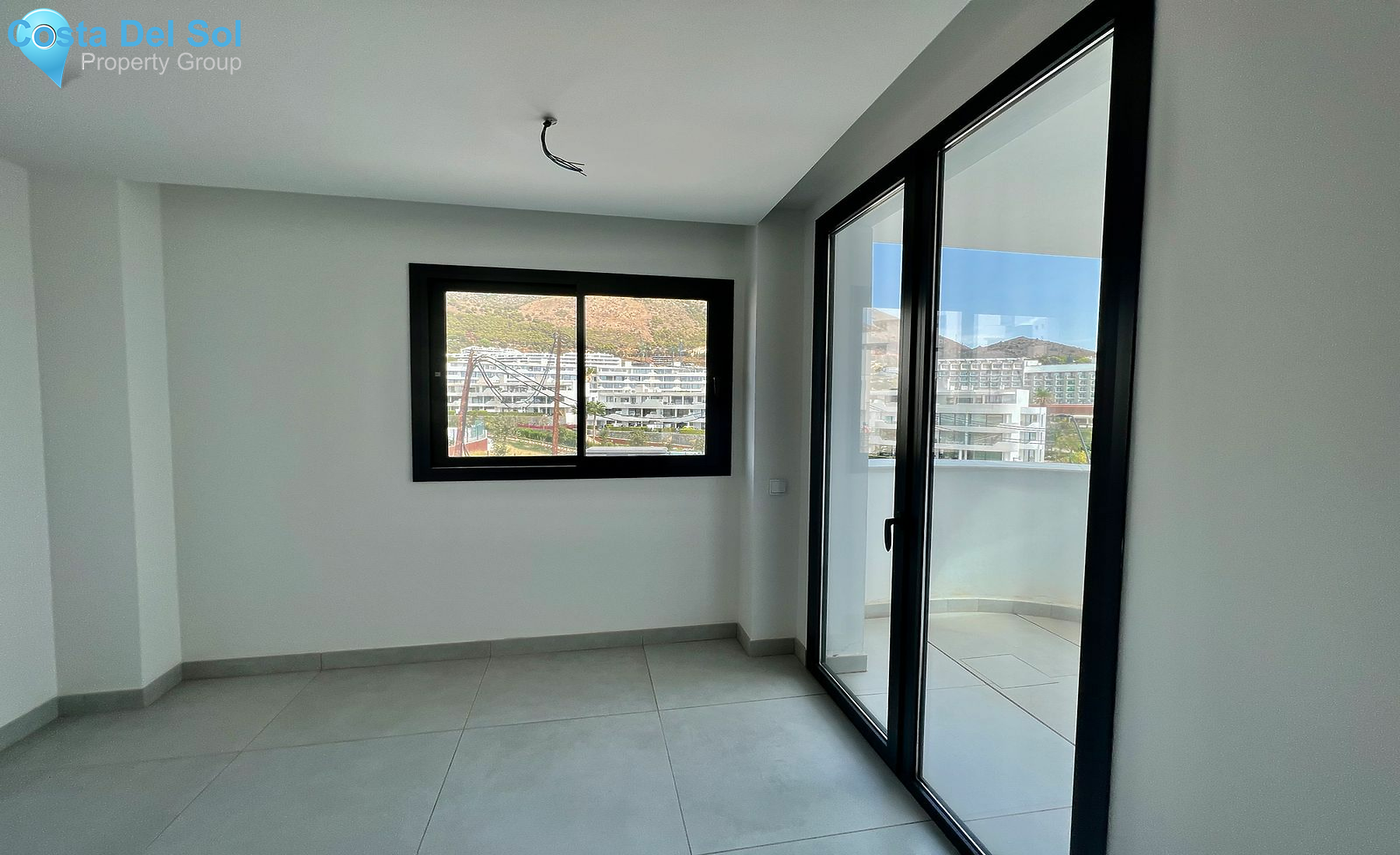 Middle Floor Apartment in Fuengirola-1553945