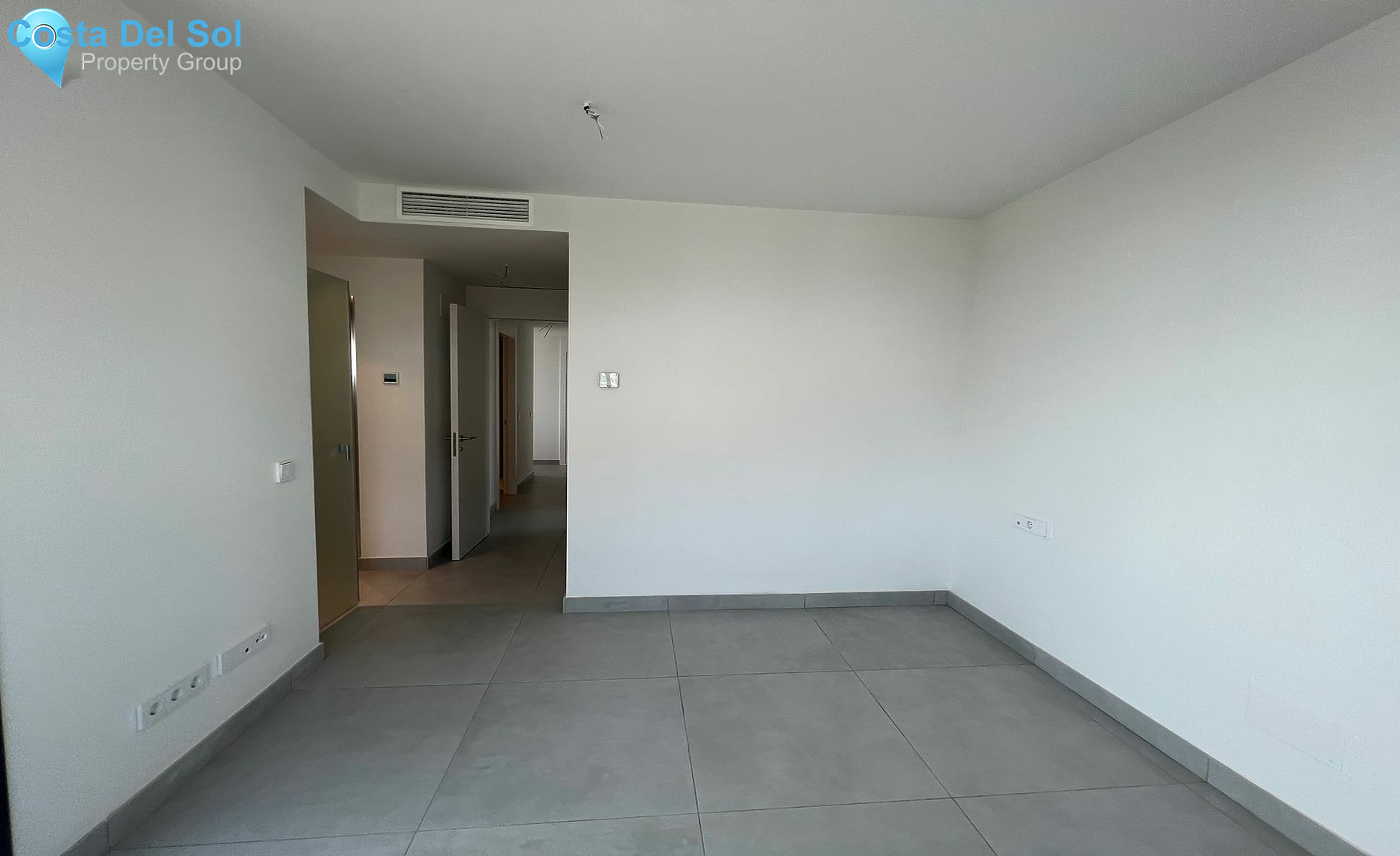 Middle Floor Apartment in Fuengirola-1553946