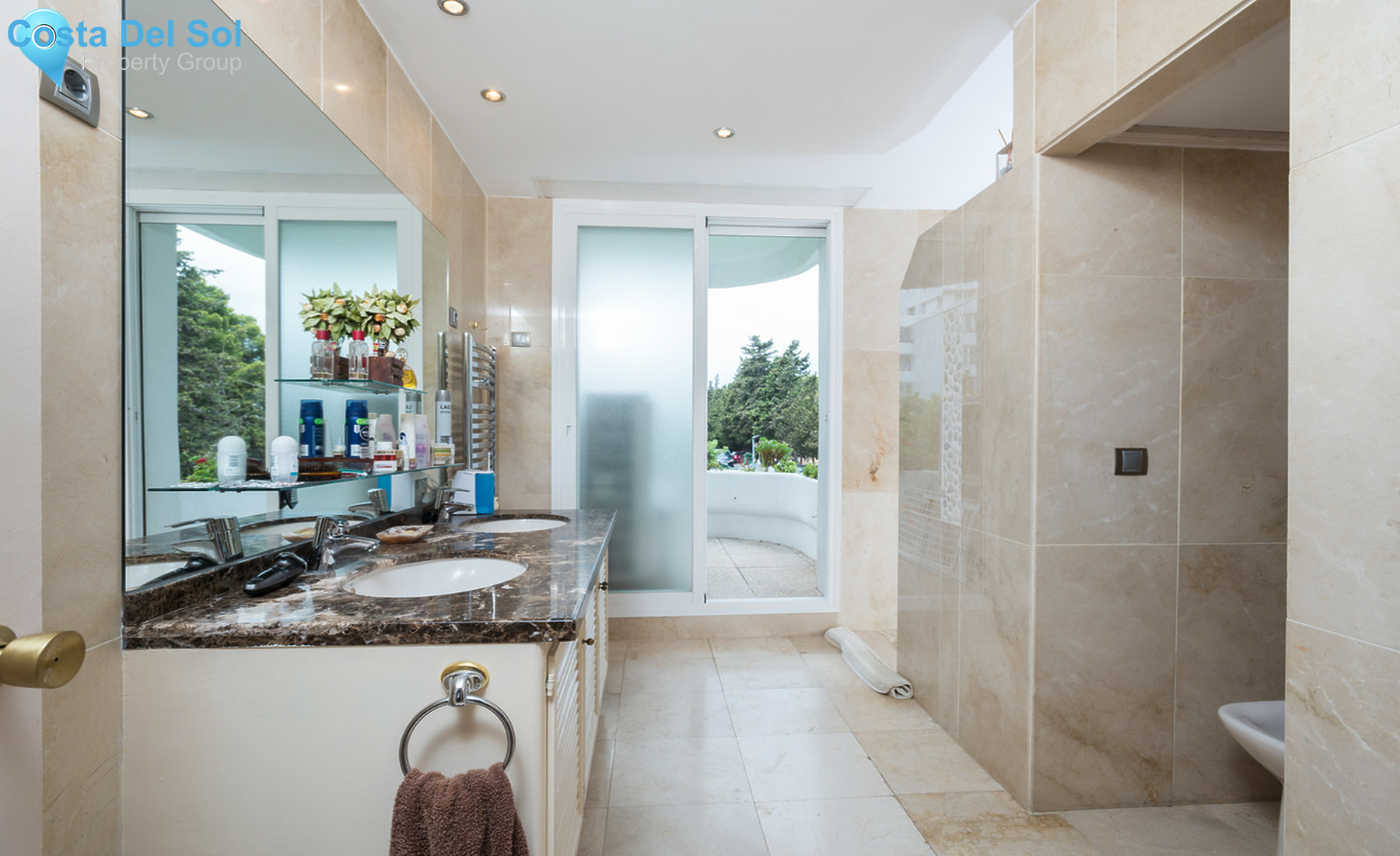 Middle Floor Apartment in Guadalmina Alta-1503411