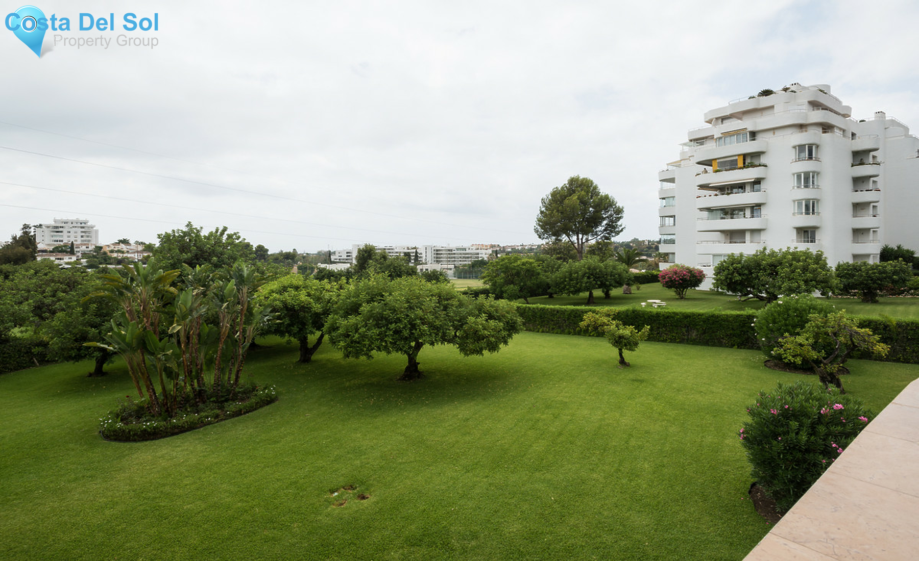Middle Floor Apartment in Guadalmina Alta-1503417