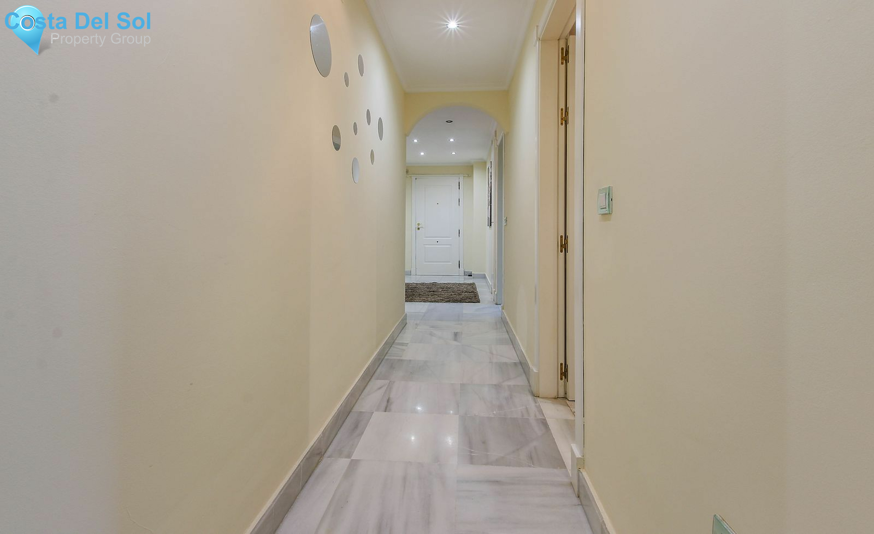 Middle Floor Apartment in Hacienda del Sol-1386983