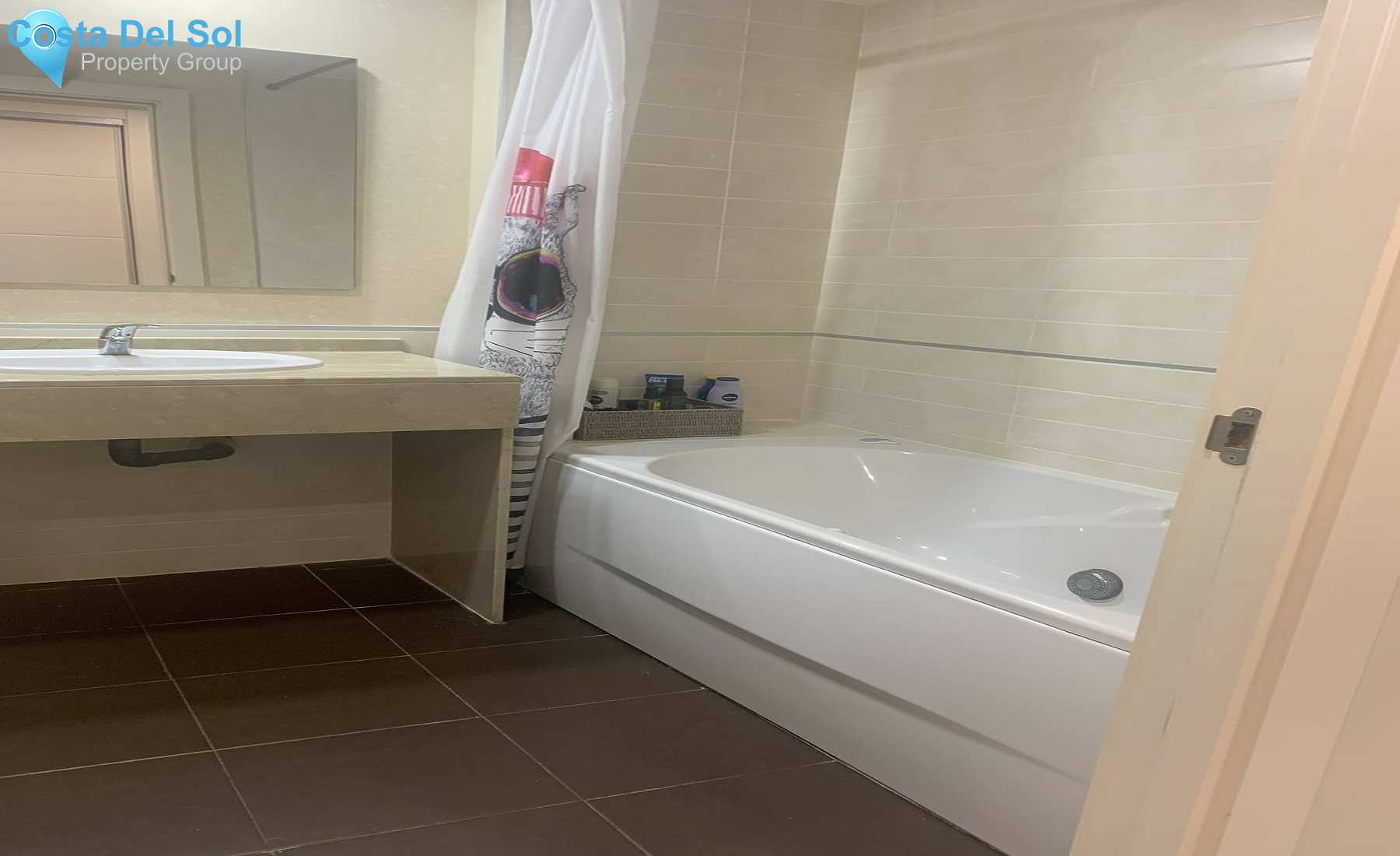 Middle Floor Apartment in La Alcaidesa-1262256