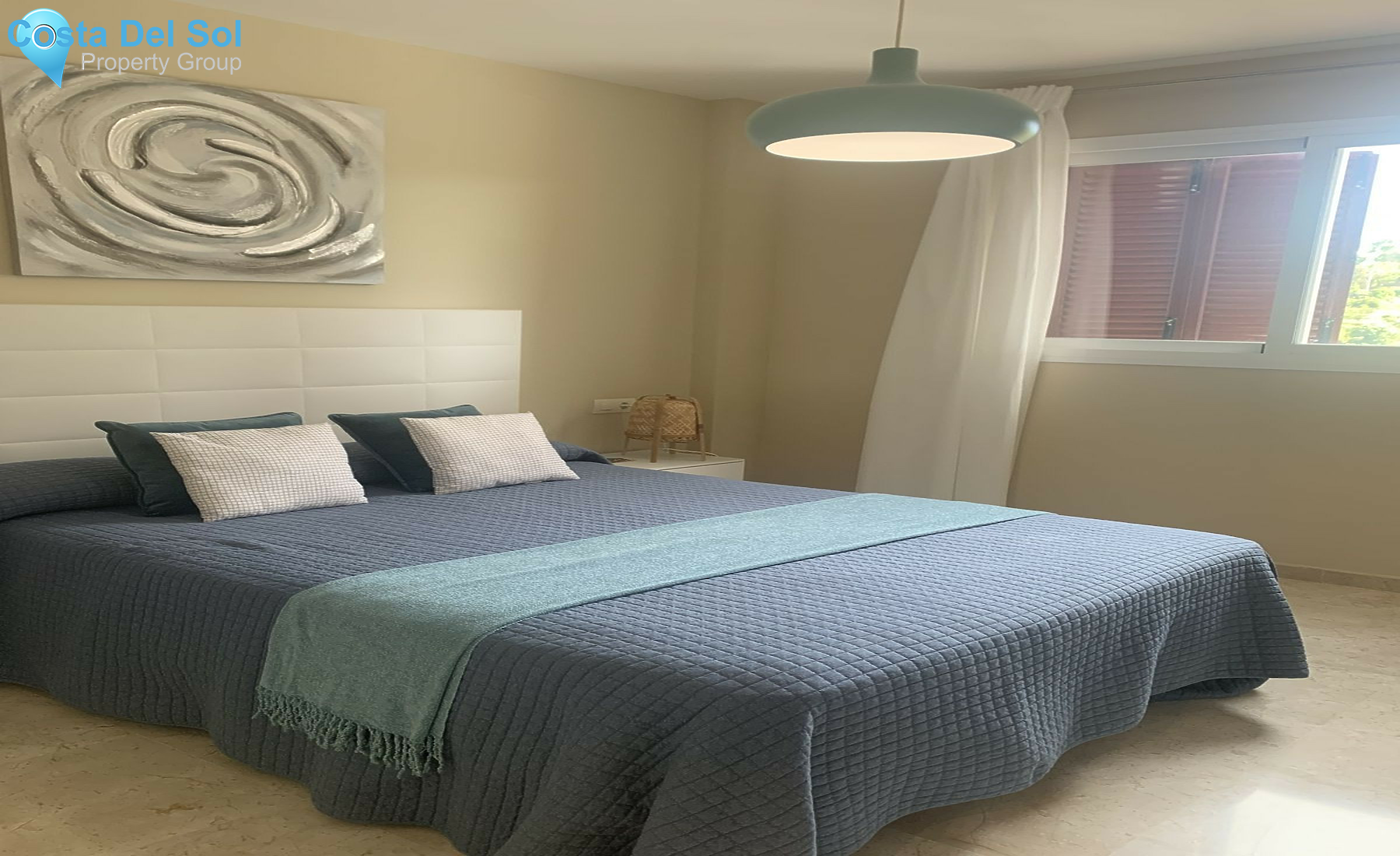 Middle Floor Apartment in La Alcaidesa-1262258