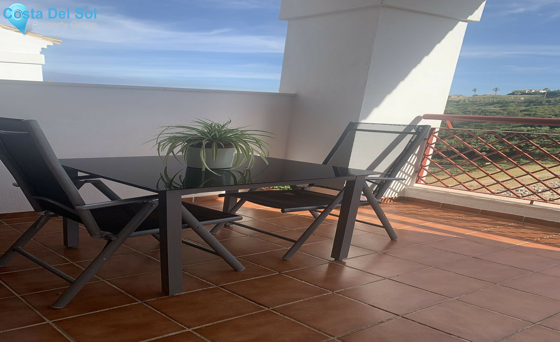 Middle Floor Apartment in La Alcaidesa-1262247