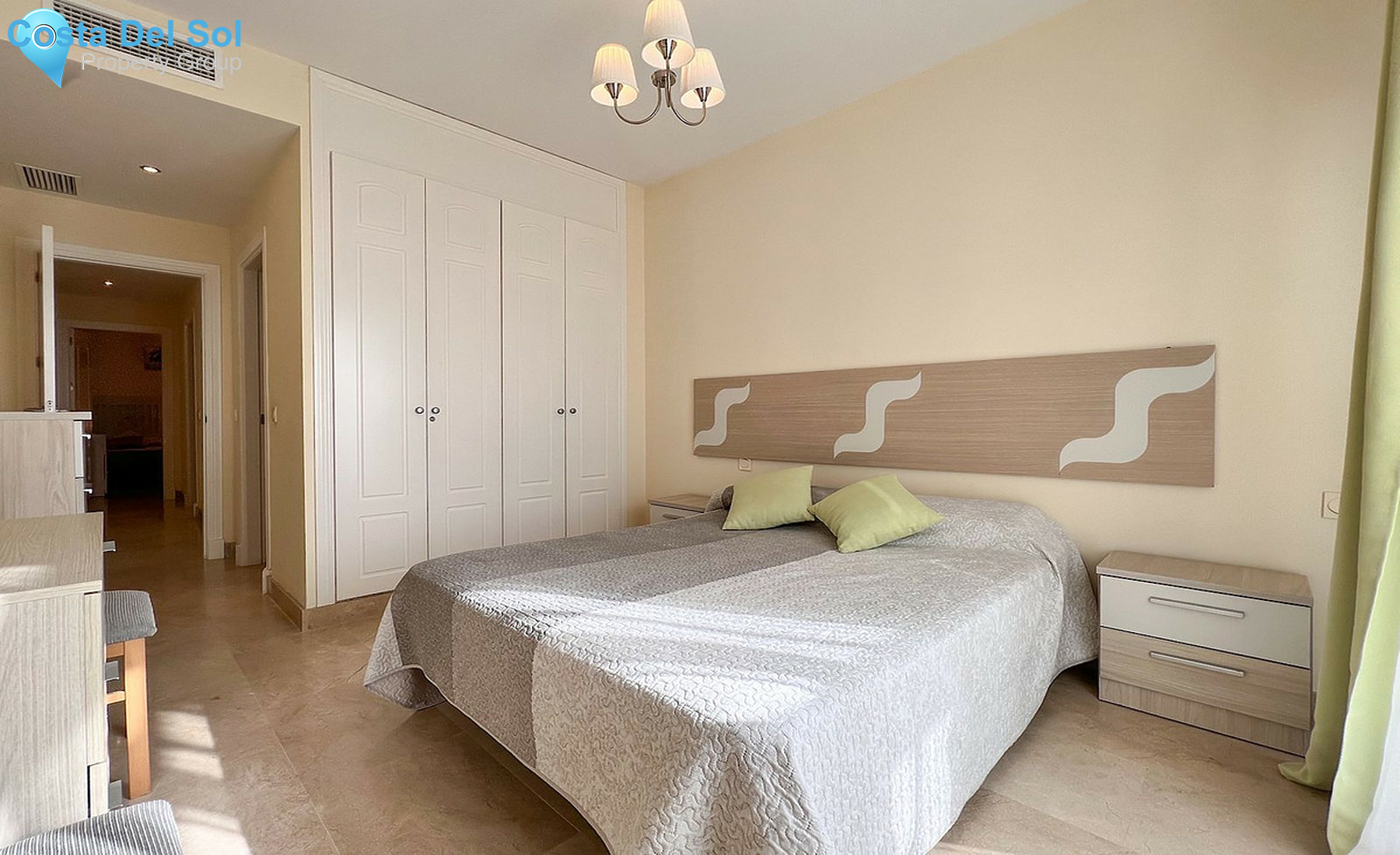 Middle Floor Apartment in La Alcaidesa-1509353