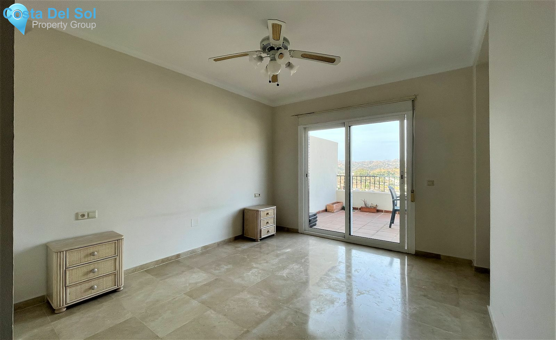 Middle Floor Apartment in La Cala Hills-1465307