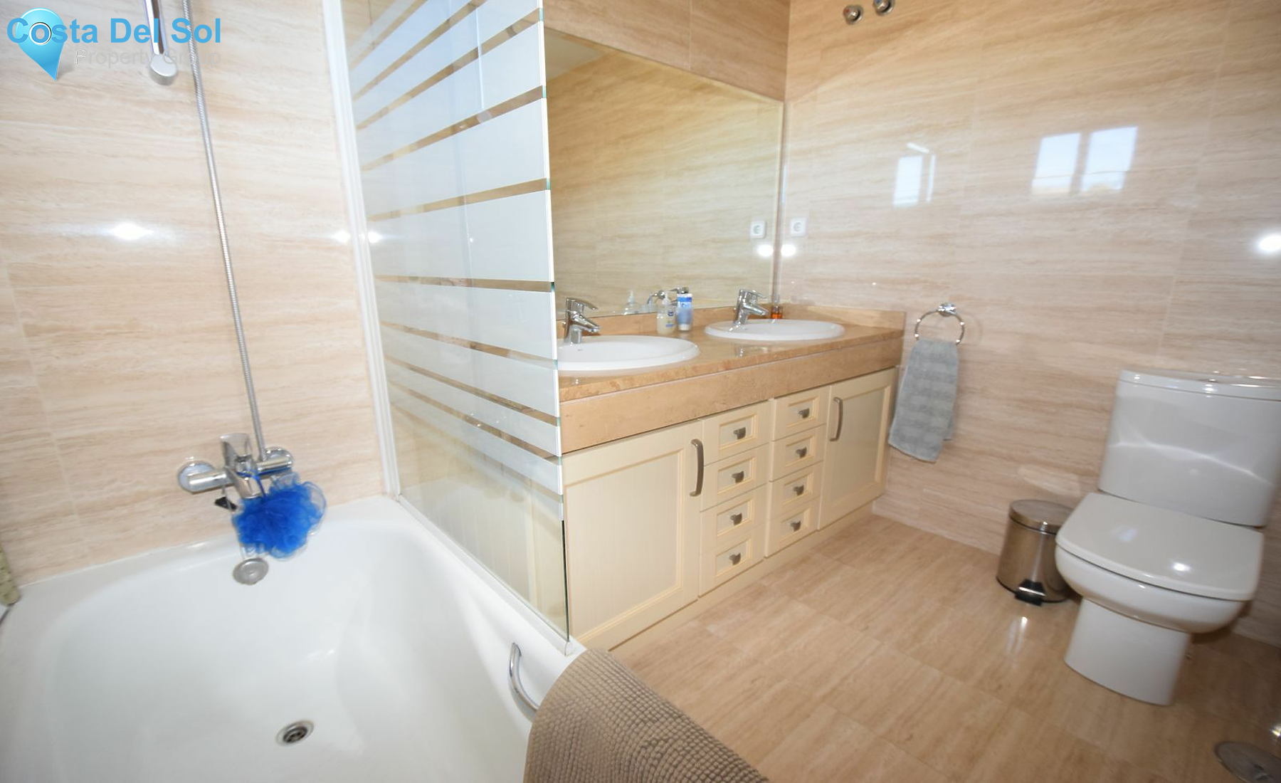 Middle Floor Apartment in La Cala de Mijas-1126370