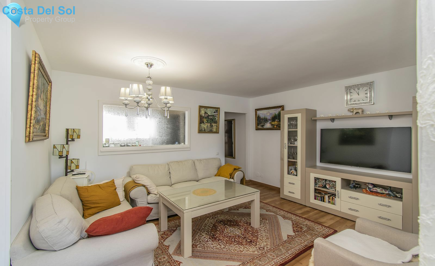 Middle Floor Apartment in La Campana-1179082