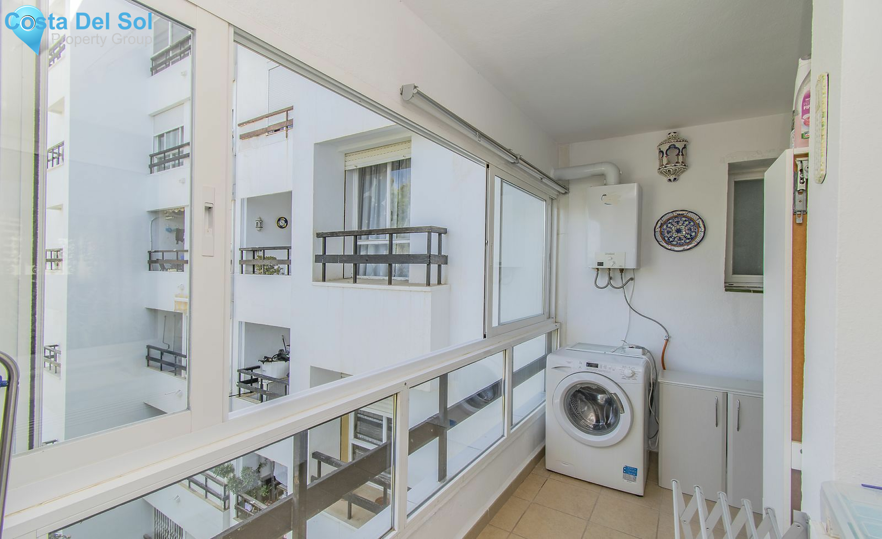 Middle Floor Apartment in La Campana-1179098