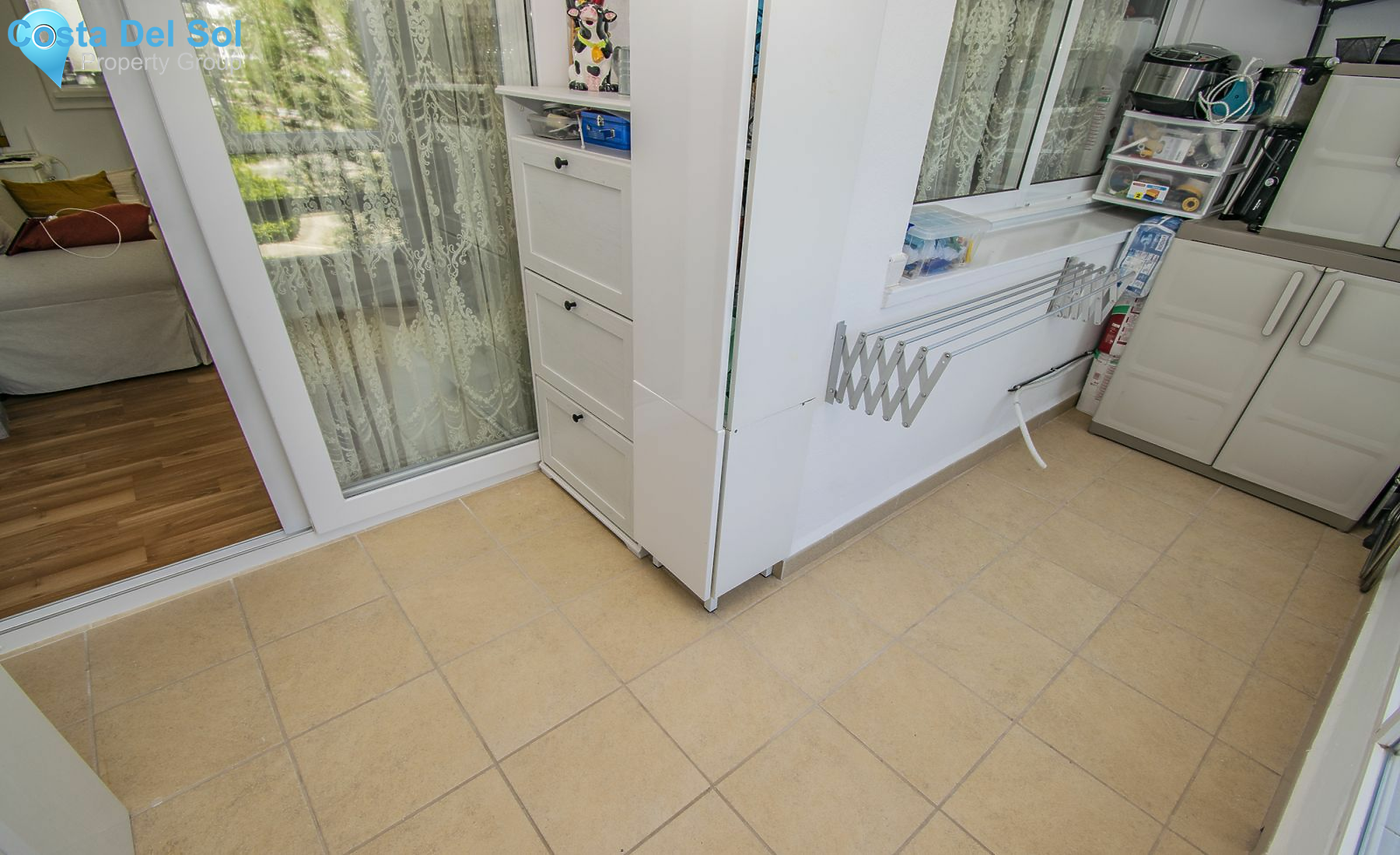 Middle Floor Apartment in La Campana-1179100