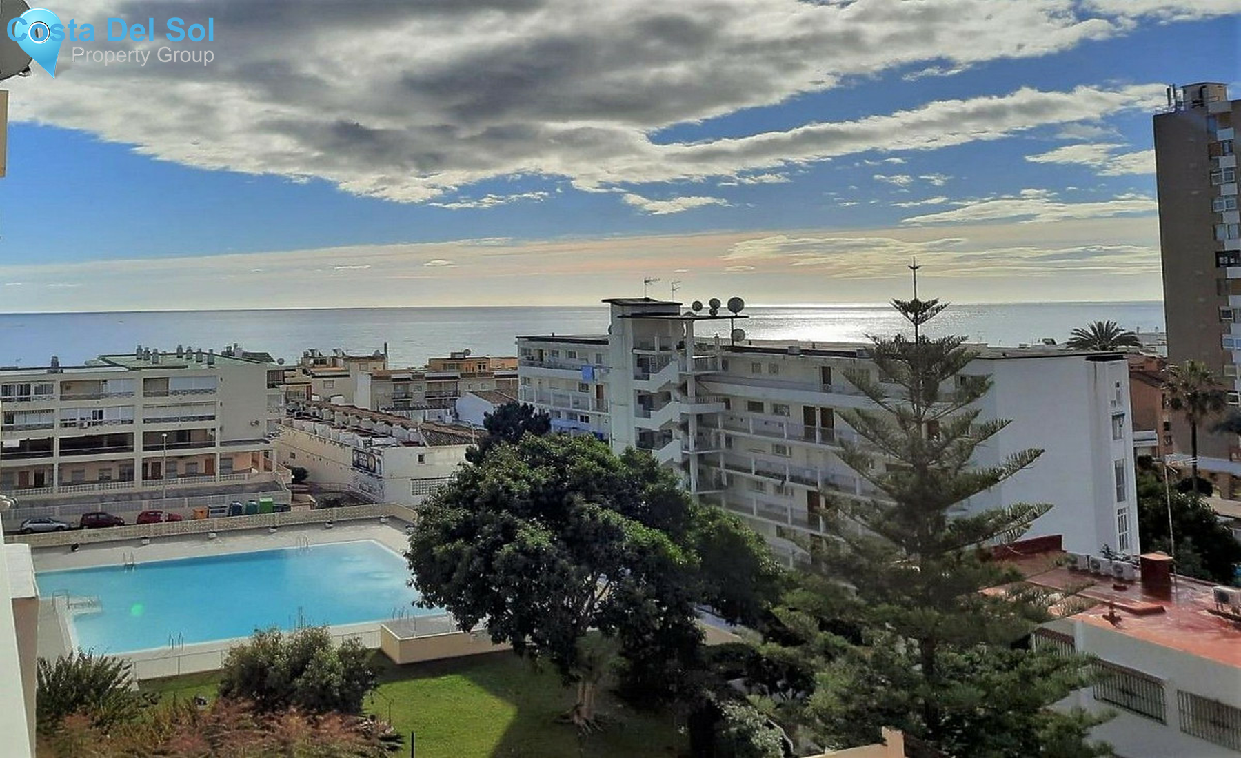 Middle Floor Apartment in La Carihuela-1321965