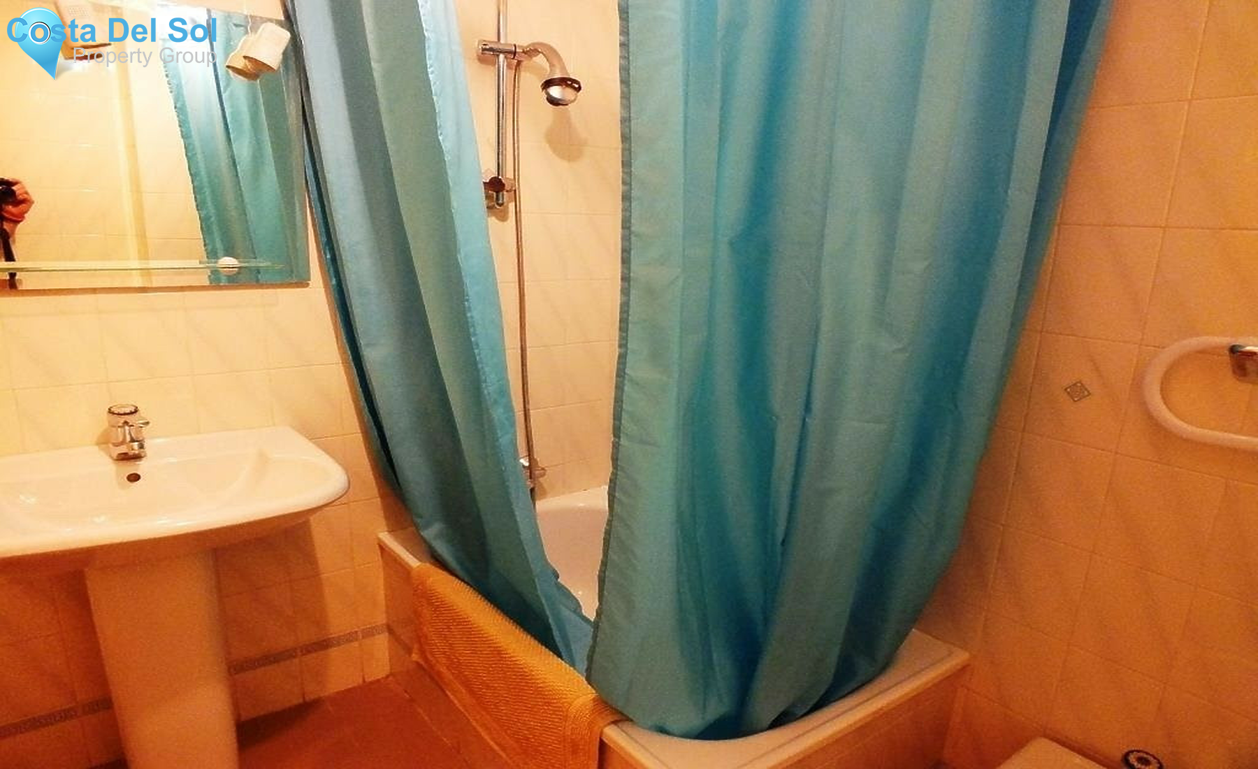 Middle Floor Apartment in La Carihuela-1339377