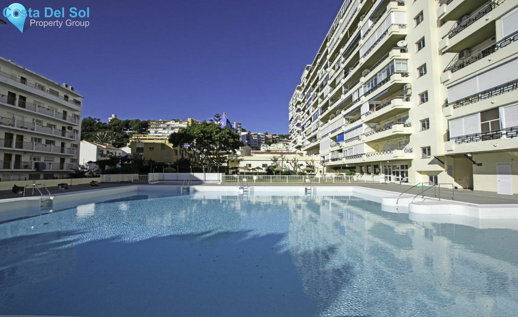 Middle Floor Apartment in La Carihuela-1139368