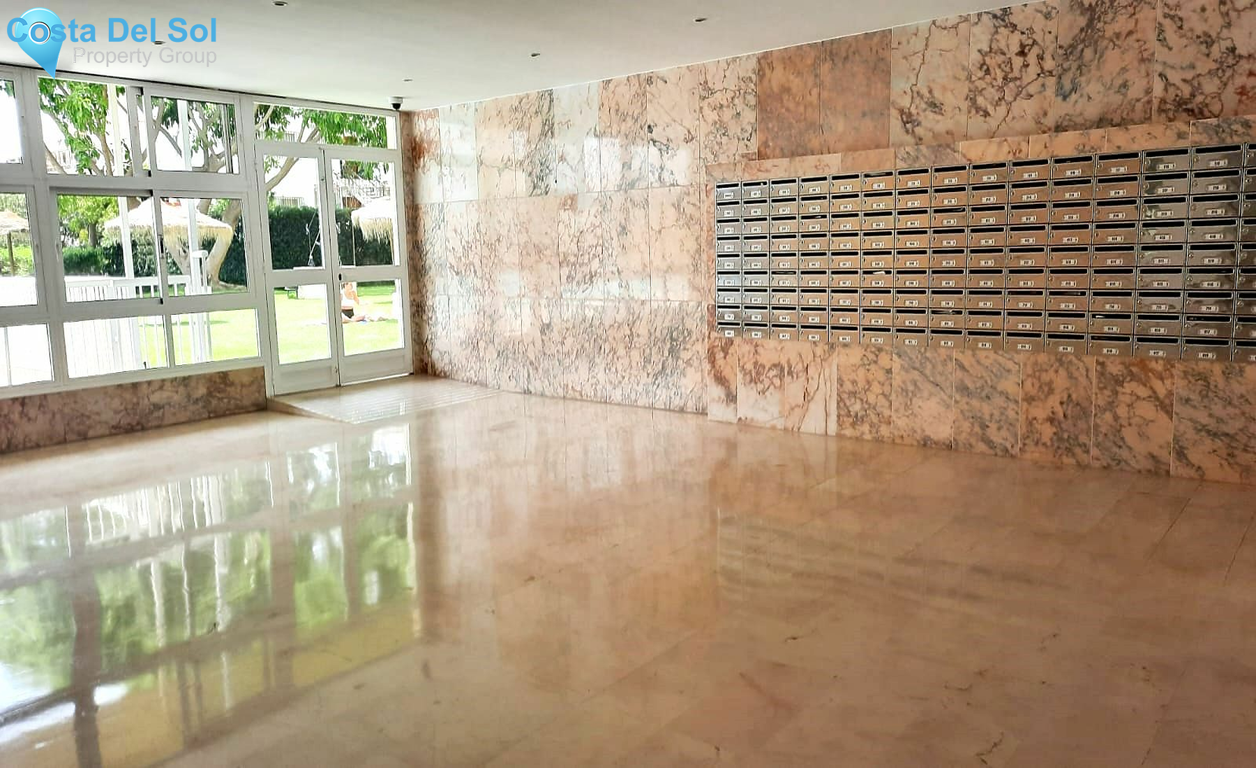 Middle Floor Apartment in La Carihuela-1161420