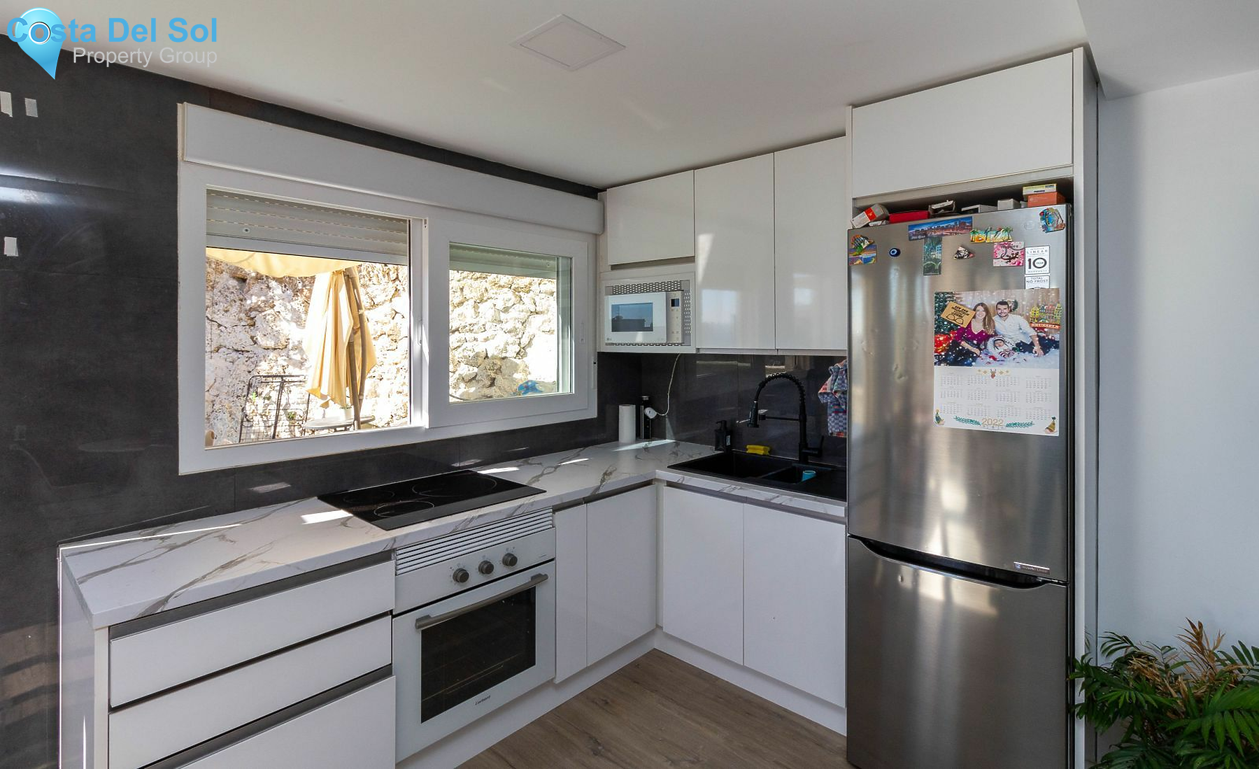 Middle Floor Apartment in La Carihuela-1488172