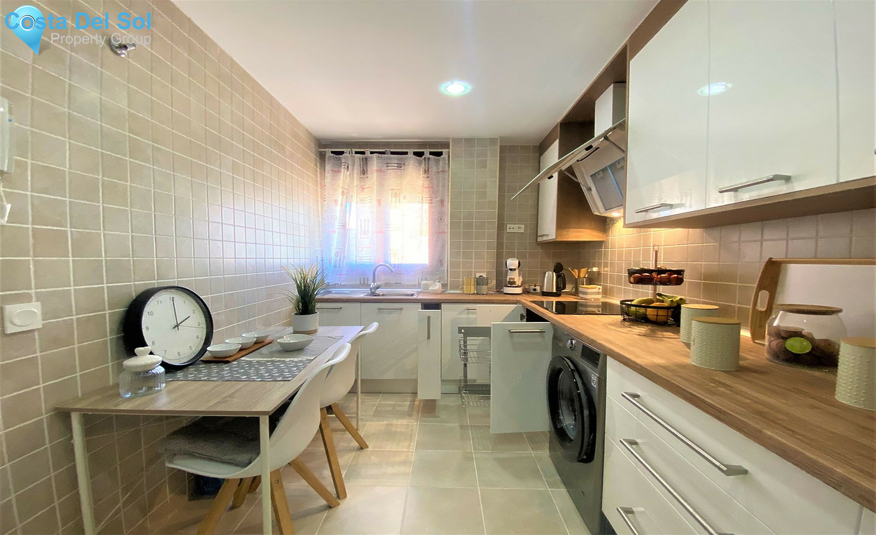 Middle Floor Apartment in La Duquesa-1297282