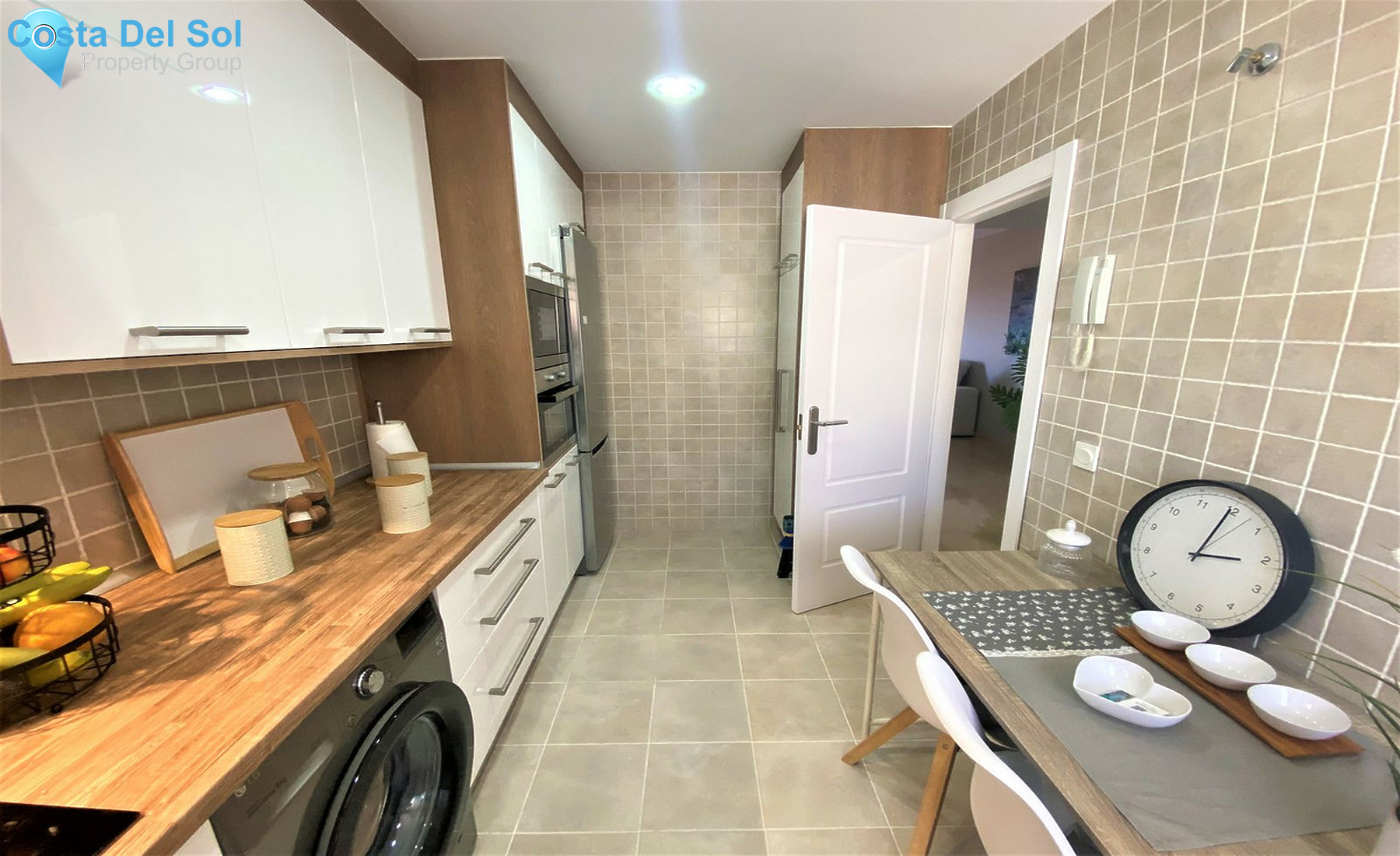 Middle Floor Apartment in La Duquesa-1297284