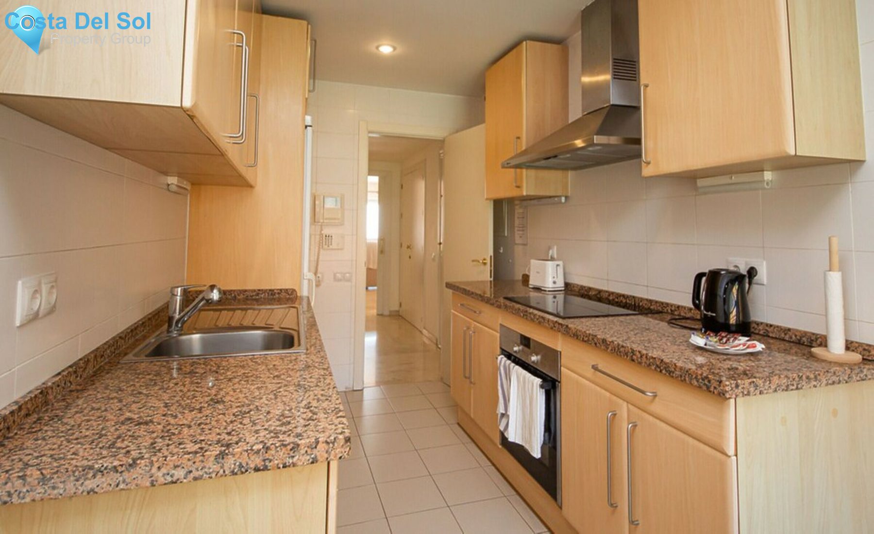 Middle Floor Apartment in La Duquesa-1320349