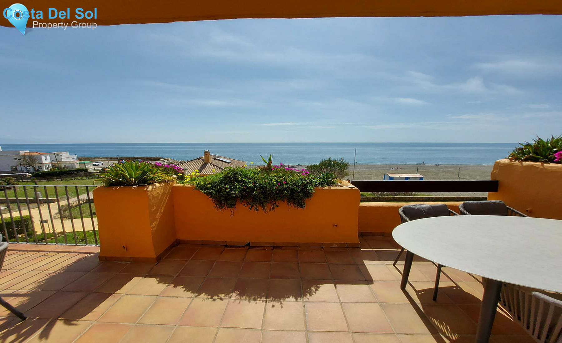 Middle Floor Apartment in La Duquesa-1320356