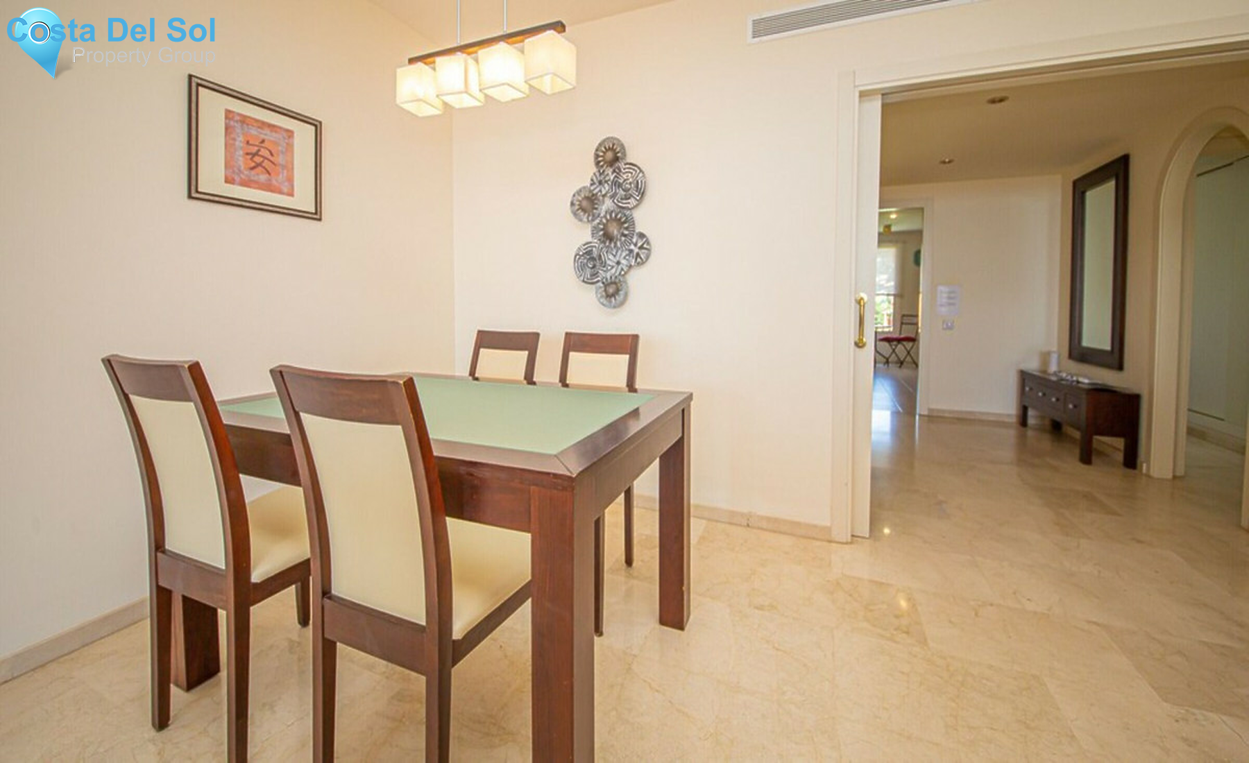 Middle Floor Apartment in La Duquesa-1320357