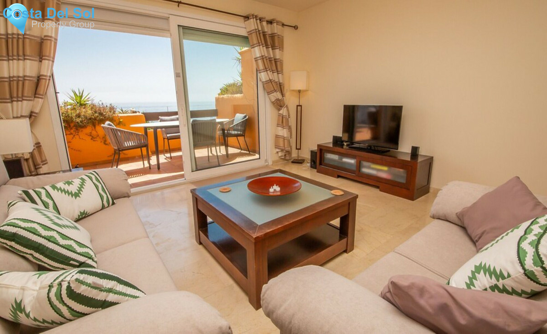Middle Floor Apartment in La Duquesa-1320345