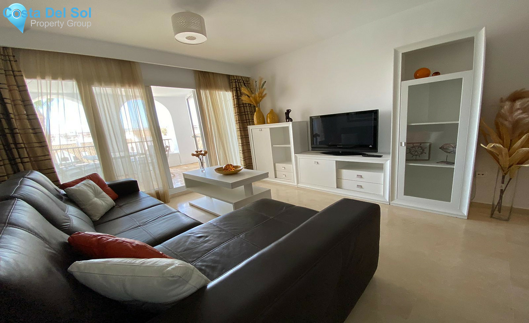Middle Floor Apartment in La Duquesa-1351469