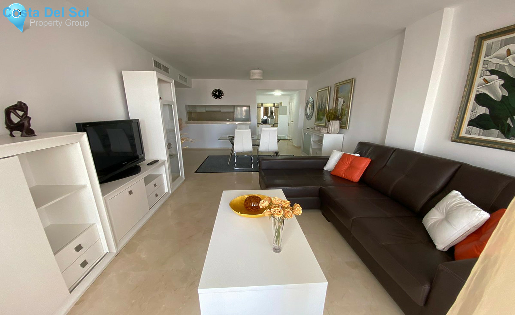 Middle Floor Apartment in La Duquesa-1351478
