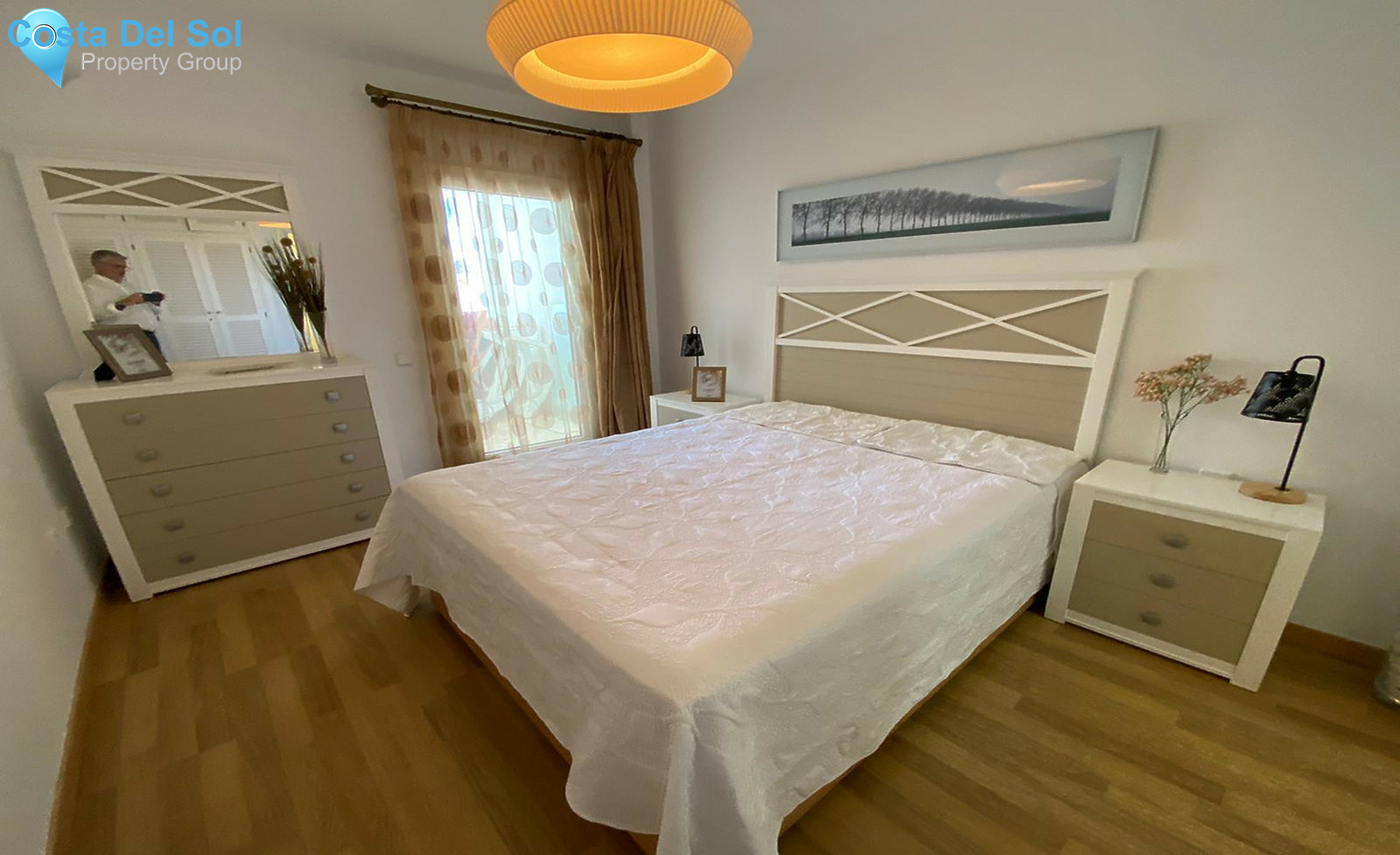 Middle Floor Apartment in La Duquesa-1351462