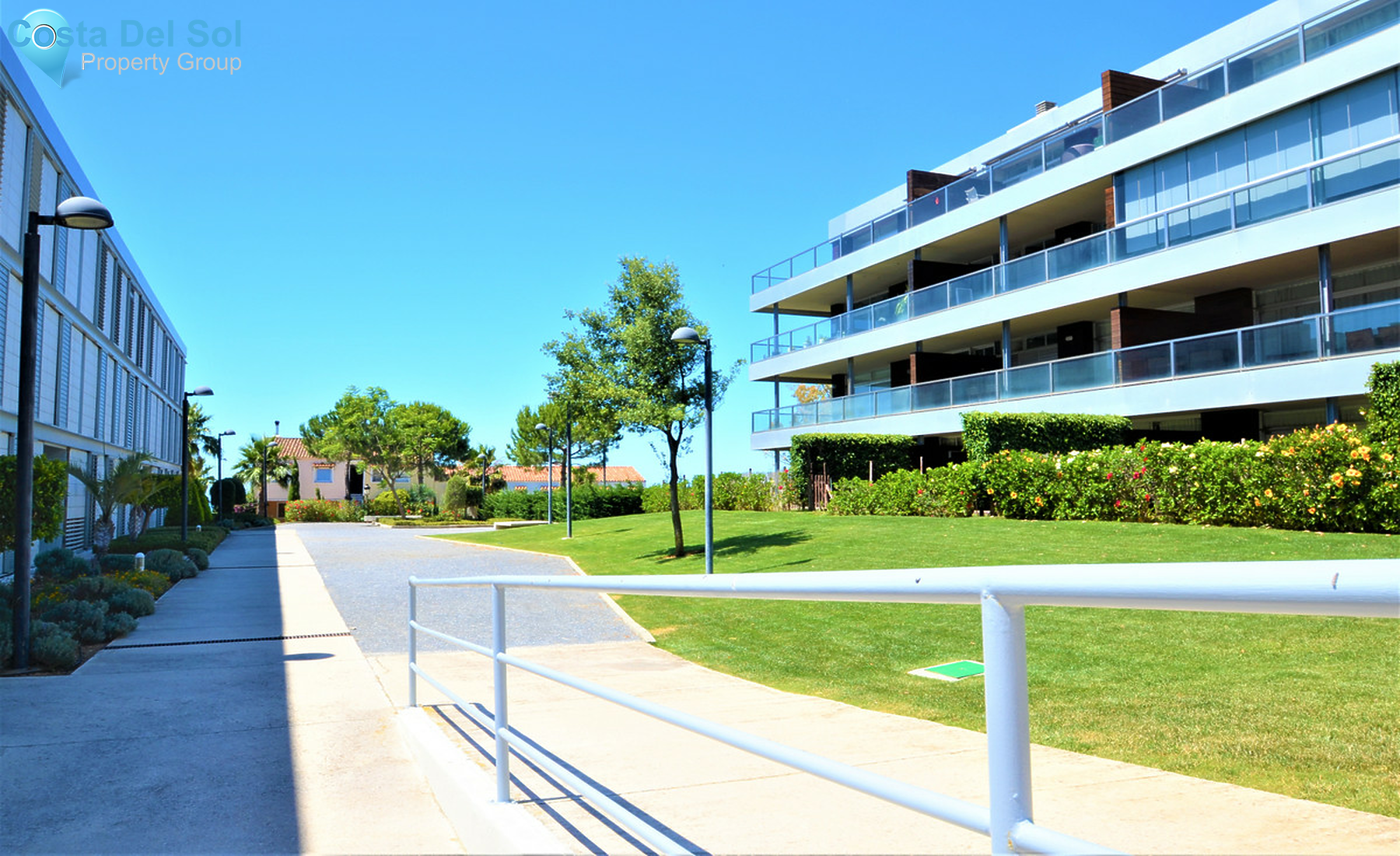 Middle Floor Apartment in La Duquesa