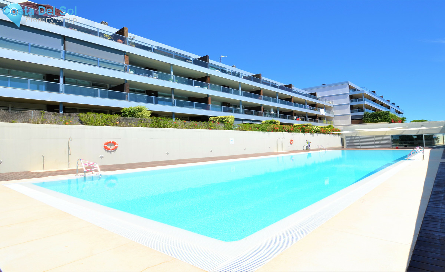Middle Floor Apartment in La Duquesa-1355151