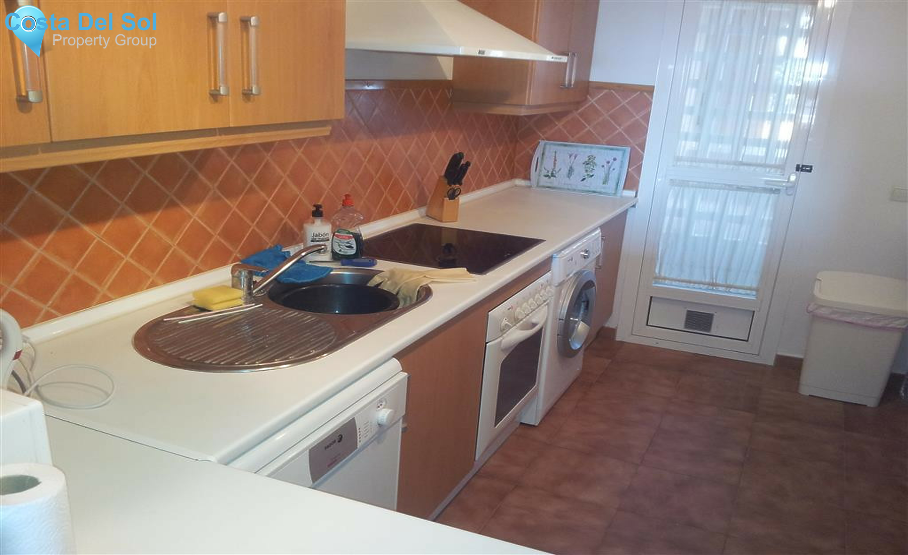 Middle Floor Apartment in La Duquesa