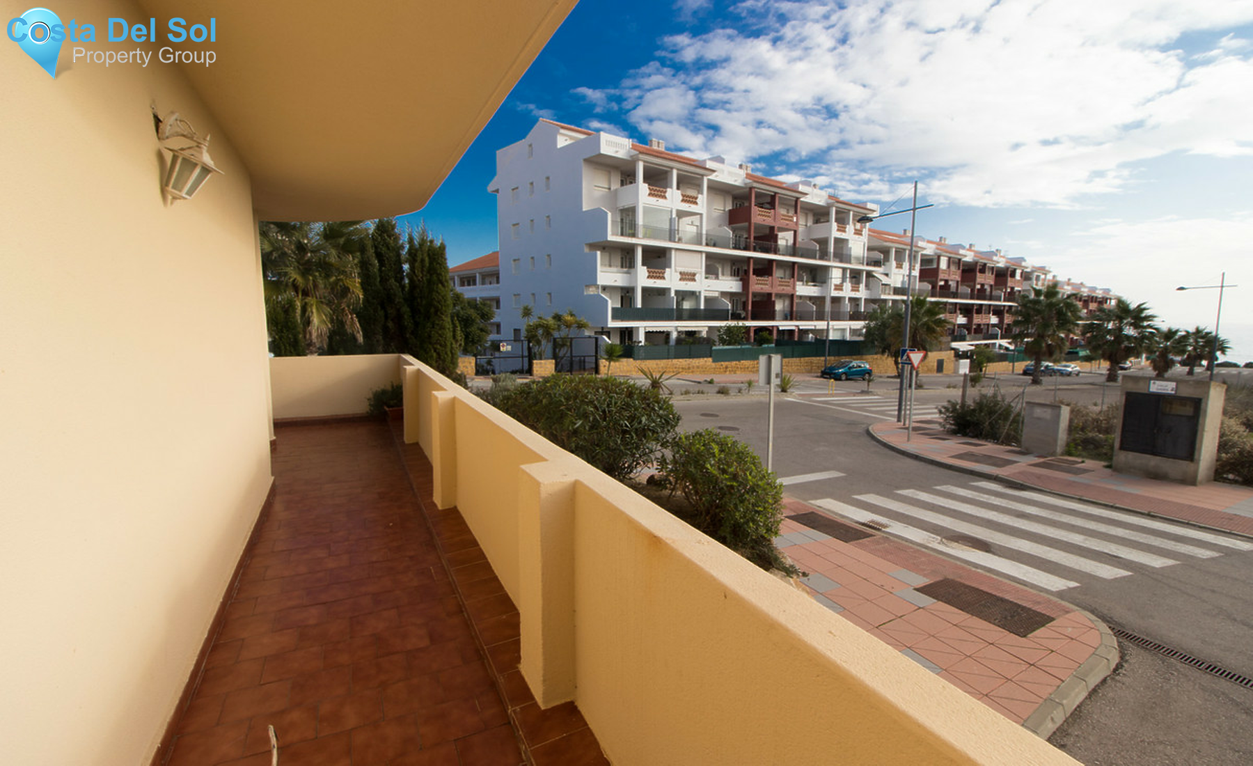 Middle Floor Apartment in La Duquesa-1360847