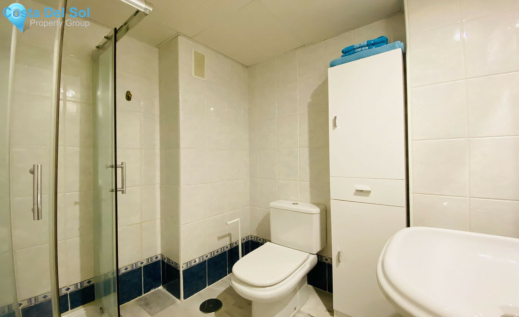 Middle Floor Apartment in La Duquesa-1438165