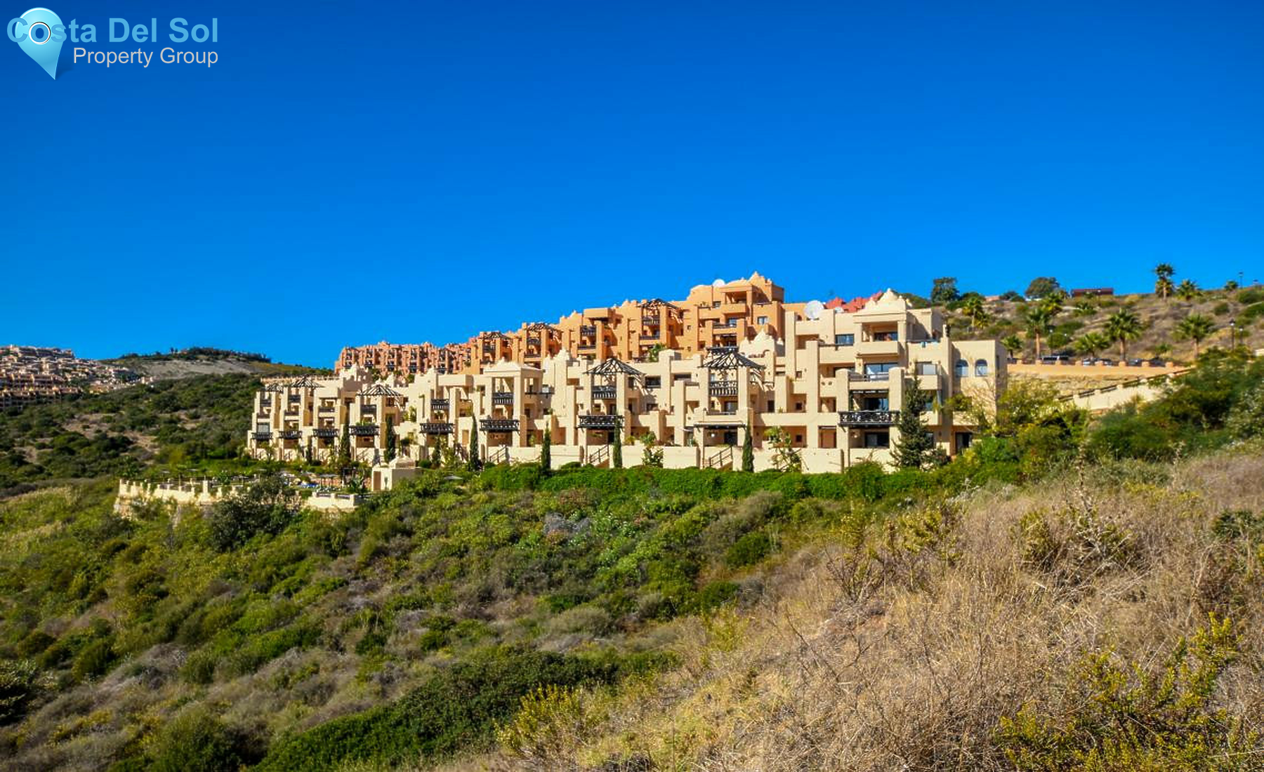 Middle Floor Apartment in La Duquesa-1440972